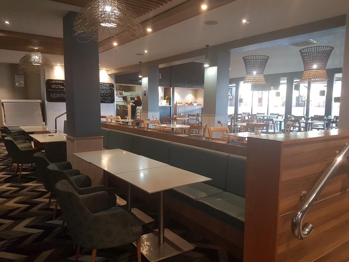 斯旺西酒店 外观 照片