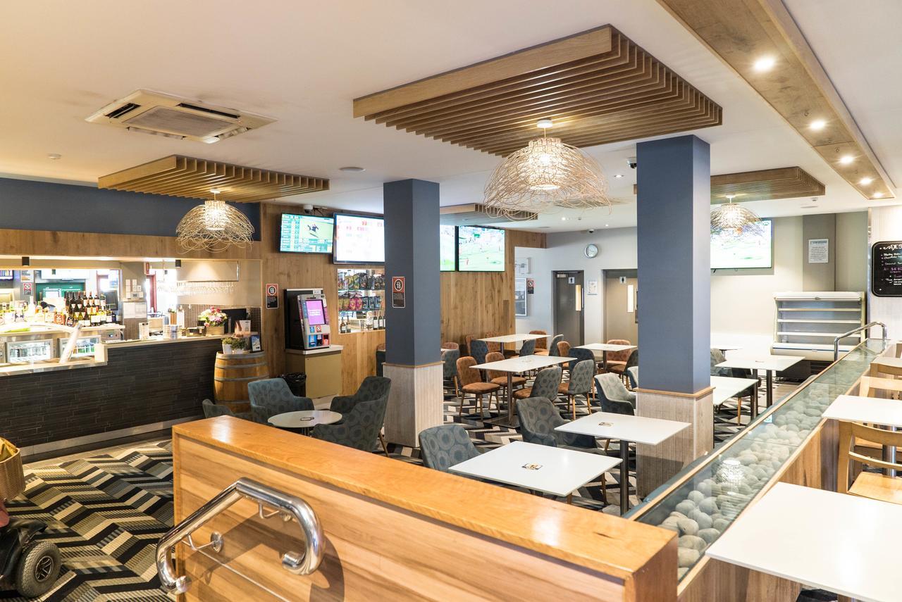 斯旺西酒店 外观 照片